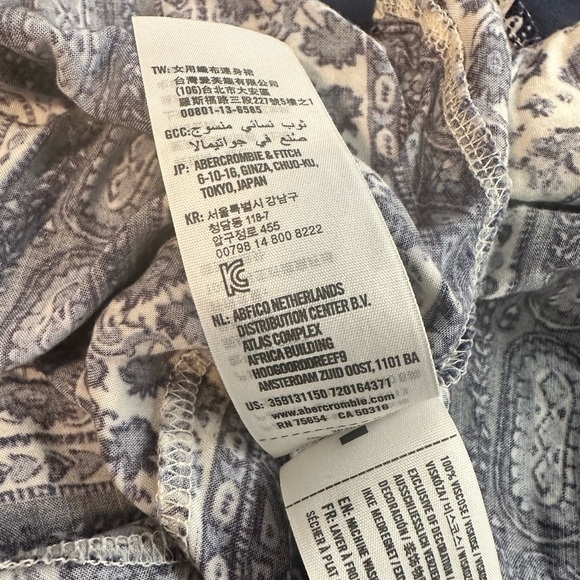 Adorable Hollister sundress - Picture 3 of 7